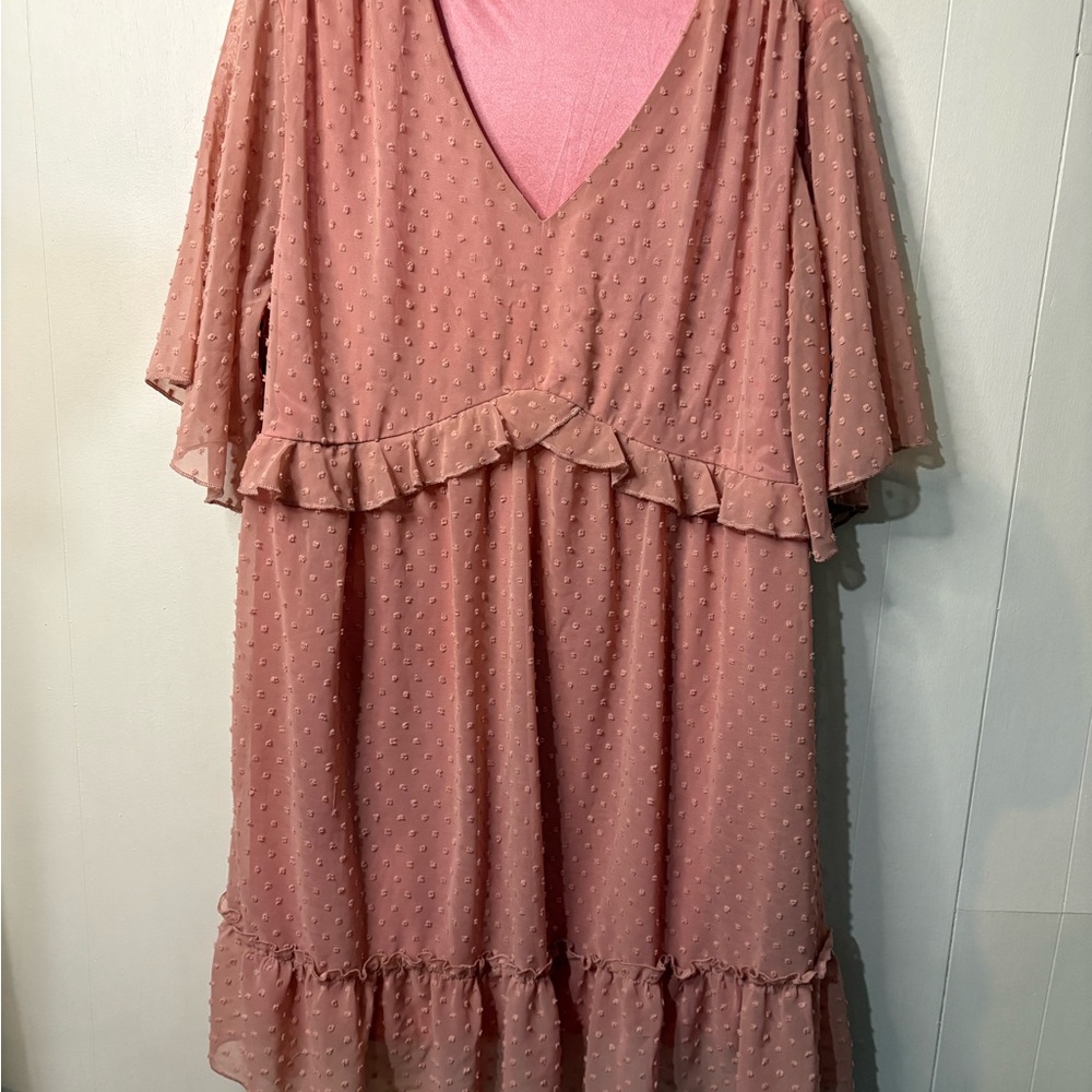 Chic Ruffle Midi Dress in Dusty Pink